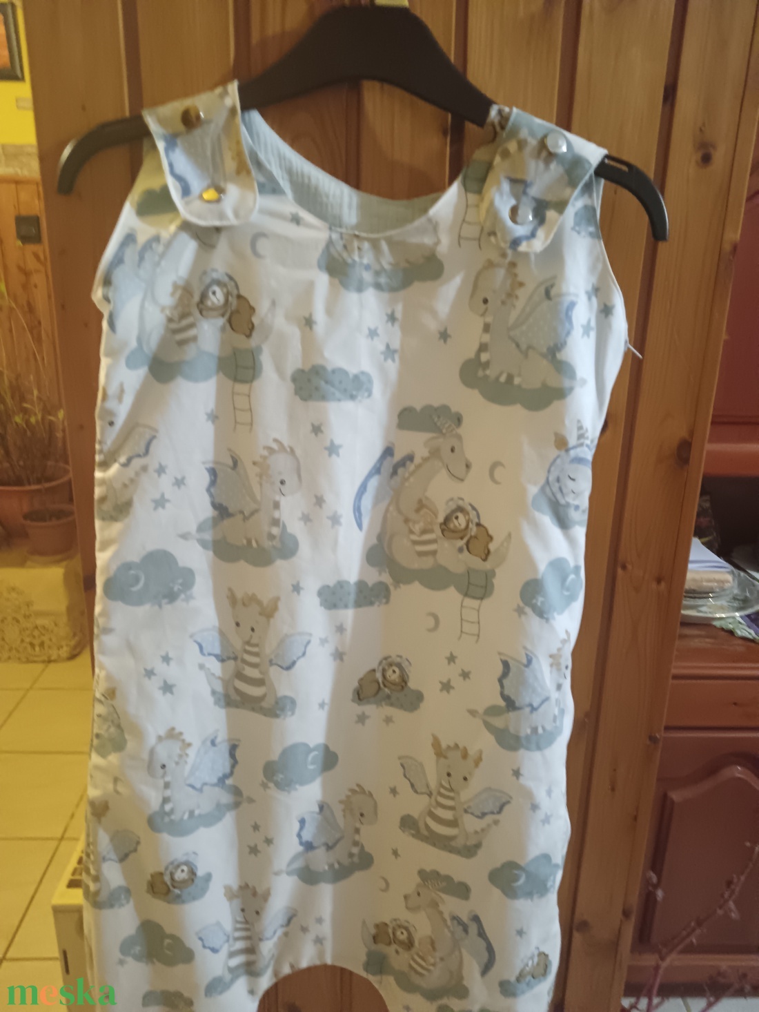 Kamáslis tipegő  - baba - mama - babaruházat - tipegőhálózsák - Meska.hu