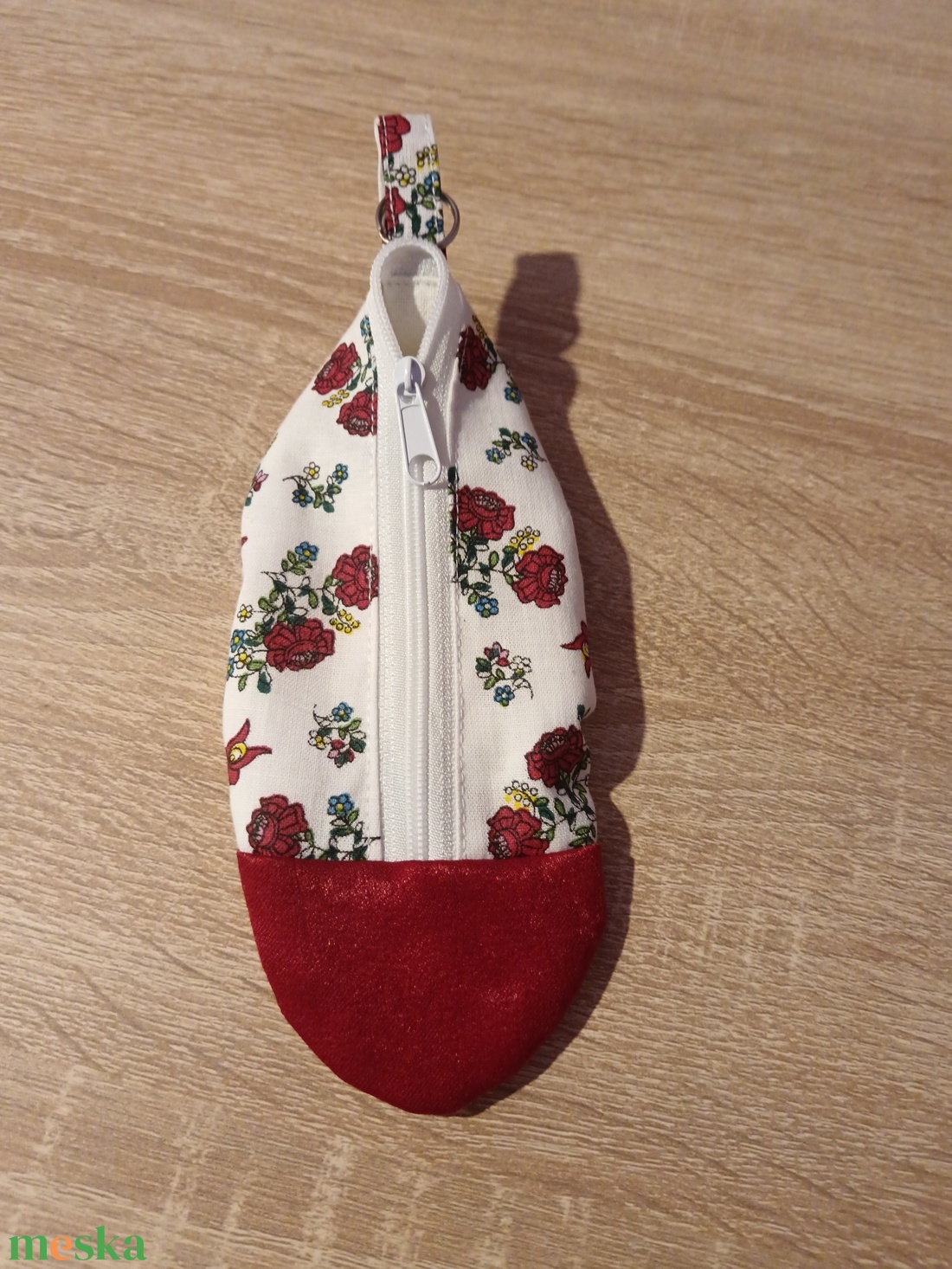 Kulcstartó nesszeszer  - táska & tok - kulcstartó & táskadísz - táskaakasztó - Meska.hu