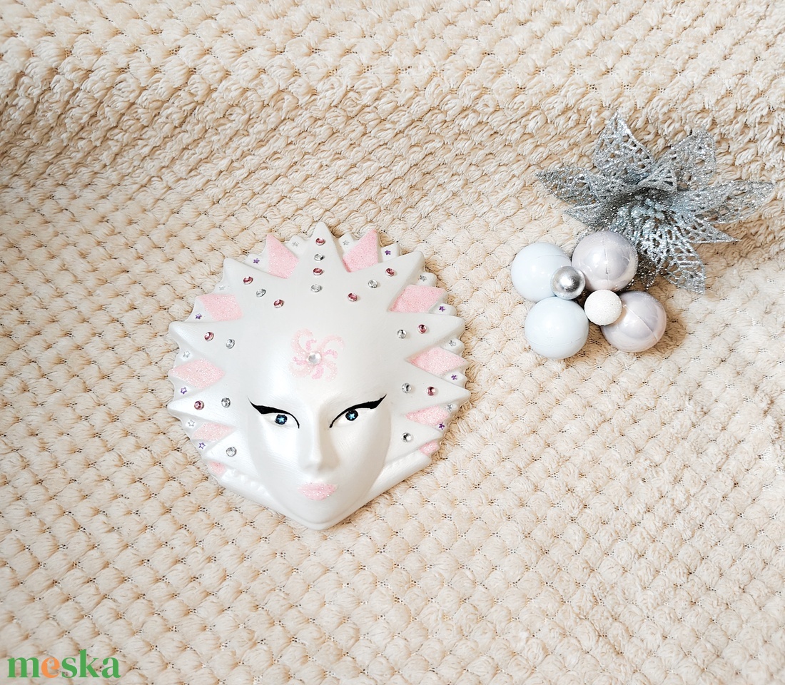 Egyedi gipszmaszk - otthon & életmód - dekoráció - dísztárgy - Meska.hu