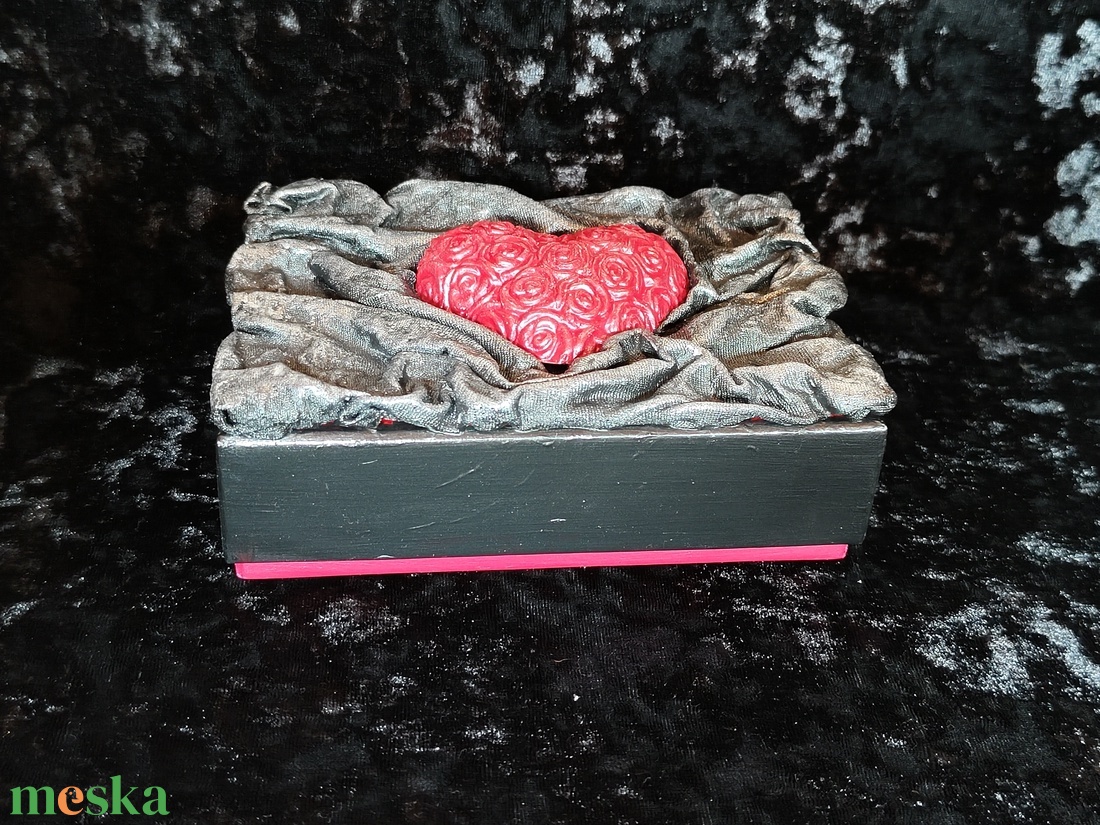 Szív ajándékdoboz - otthon & életmód - dekoráció - asztal és polc dekoráció - díszdoboz - Meska.hu