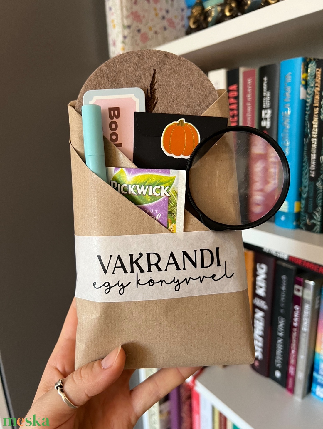 Blind date with a book - Vakrandi egy könyvvel - - Meska.hu Blind date with a book - Vakrandi egy könyvvel - - Meska.hu