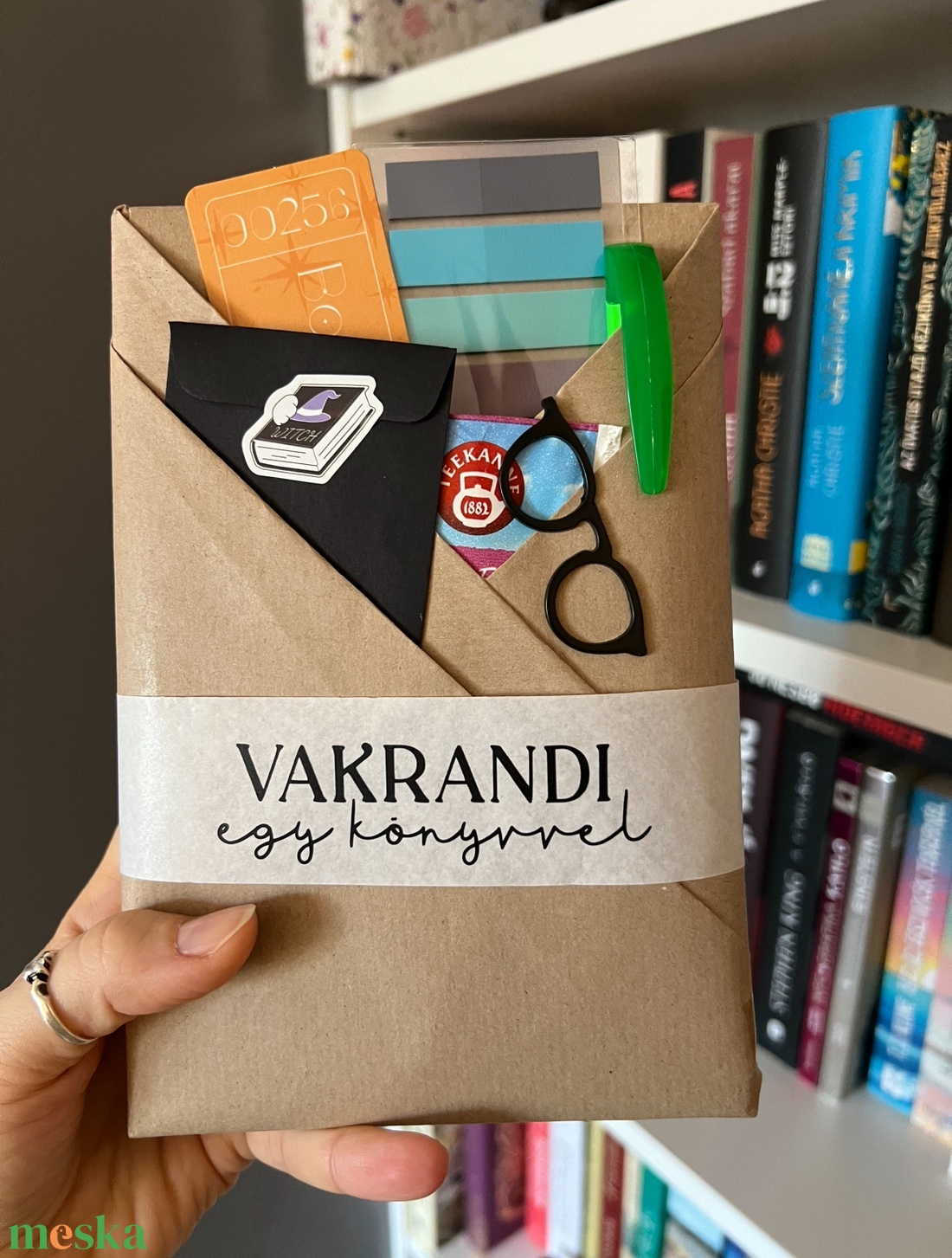 Blind date with a book - Vakrandi egy könyvvel - - Meska.hu Blind date with a book - Vakrandi egy könyvvel - - Meska.hu