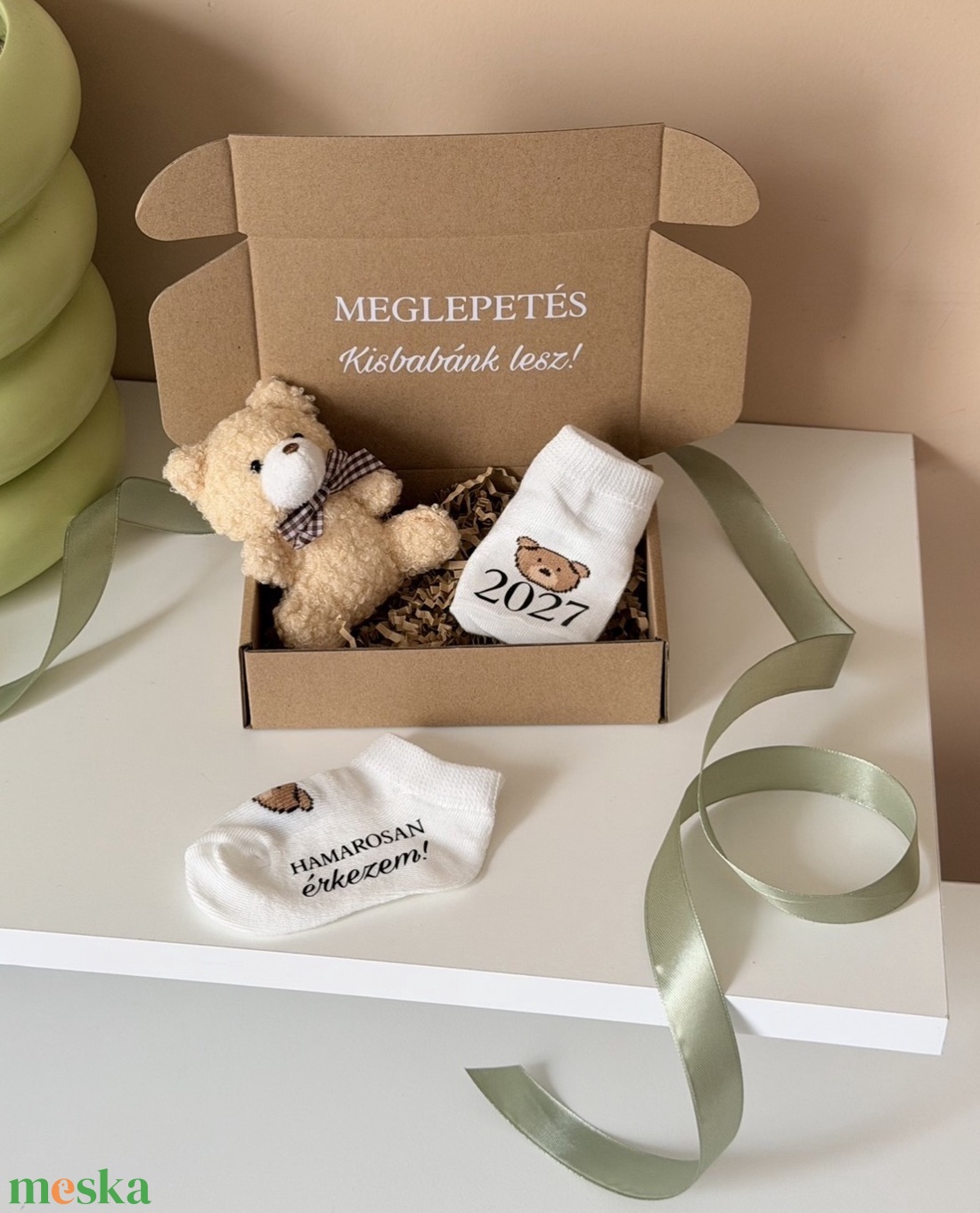 Macis babazokni szett, baba bejelentő zokni leendő szülőnek vagy nagyszülőknek csomag - baba - mama - babaemlékek - bababejelentők - Meska.hu