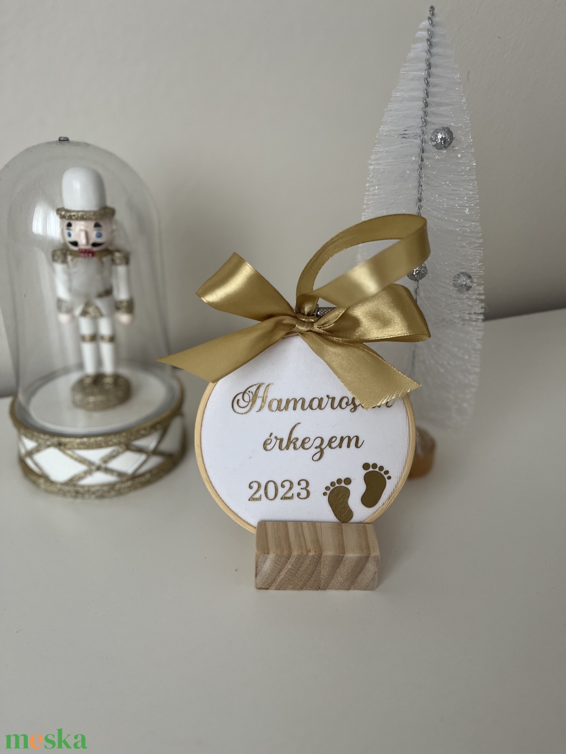 Hamarosan érkezem bababejelentő karácsonyfa dísz - ruha & divat - babaruha & gyerekruha - babafotózási ruha és kellék - Meska.hu