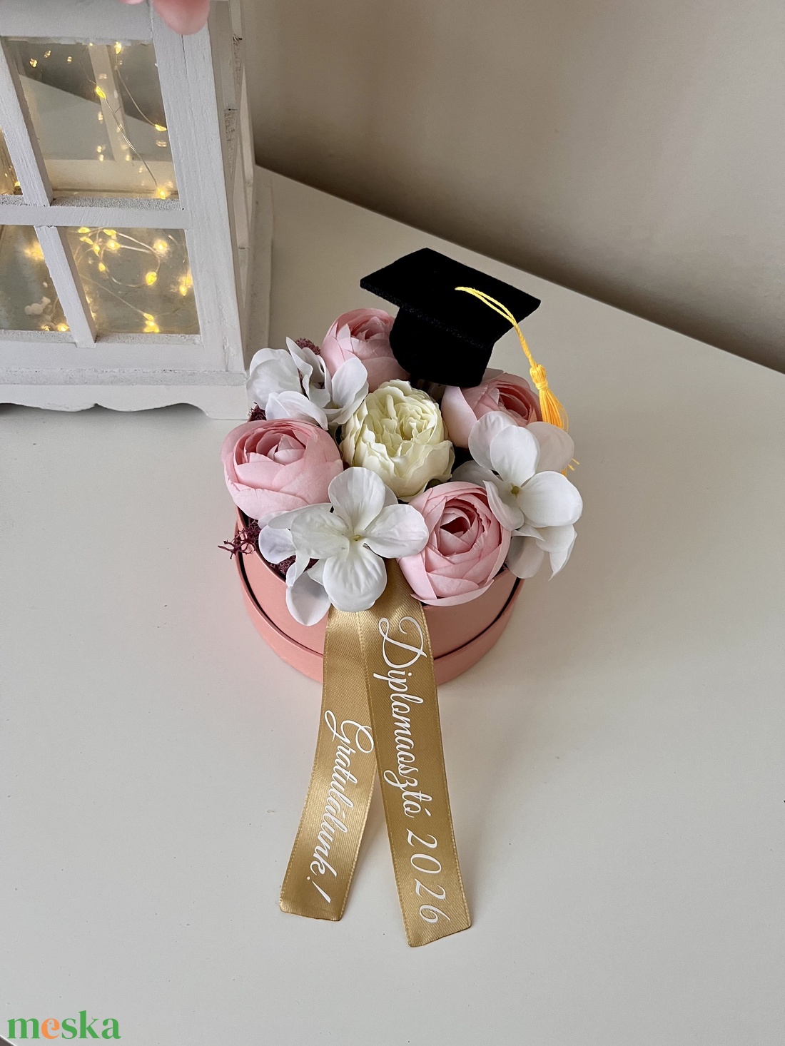 Diplomaosztó virágbox rózsaszín dobozban - otthon & életmód - dekoráció - virágdísz és tartó - virágbox, virágdoboz - Meska.hu