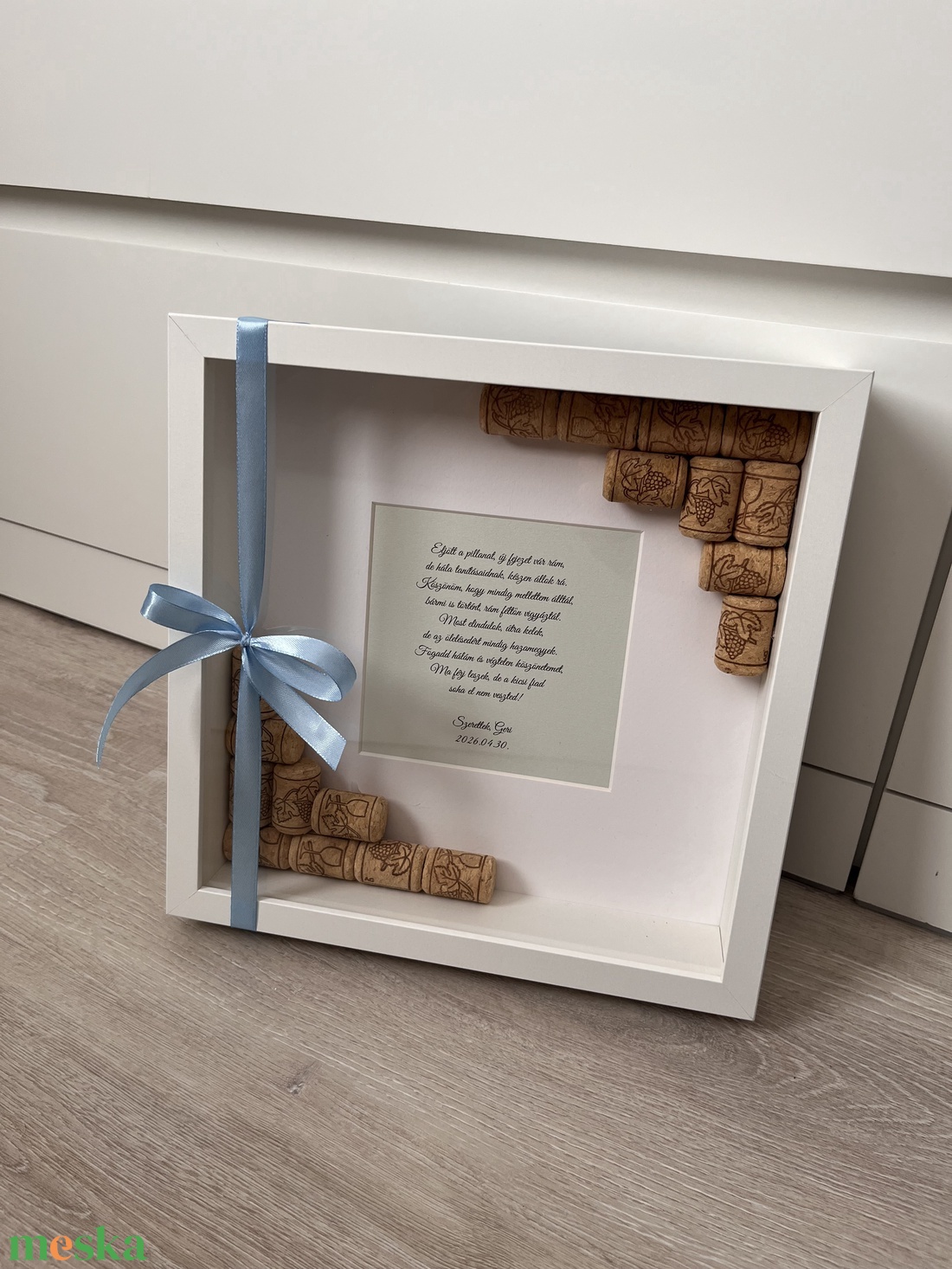 Szülőköszöntő képkeret örömapa, nagyapa részére kedves üzenettel, boros dugós dekorral - esküvő - emlék & ajándék - szülőköszöntő ajándék - Meska.hu