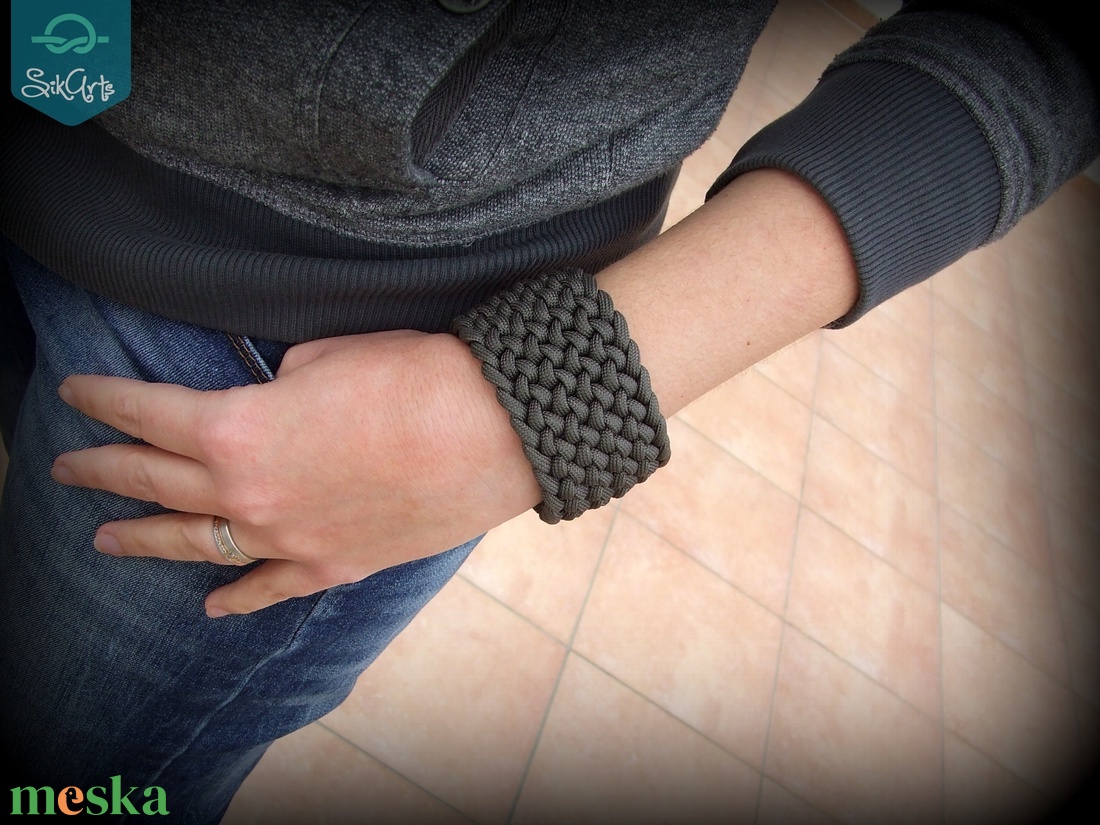 CONQUISTADOR paracord karkötő - ékszer - karkötő - széles karkötő - Meska.hu CONQUISTADOR paracord karkötő - ékszer - karkötő - széles karkötő - Meska.hu