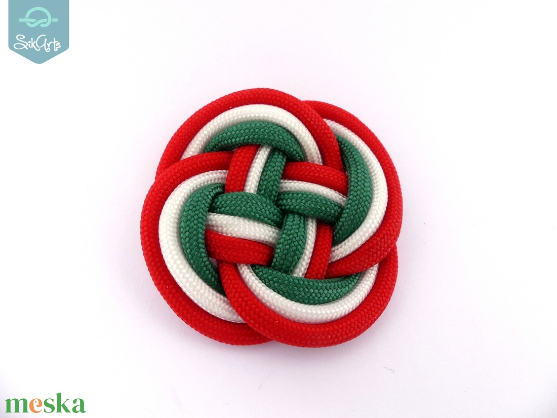 KOKÁRDA Paracord zsinórból - ékszer - kitűző és bross - kitűző - Meska.hu KOKÁRDA Paracord zsinórból - ékszer - kitűző és bross - kitűző - Meska.hu