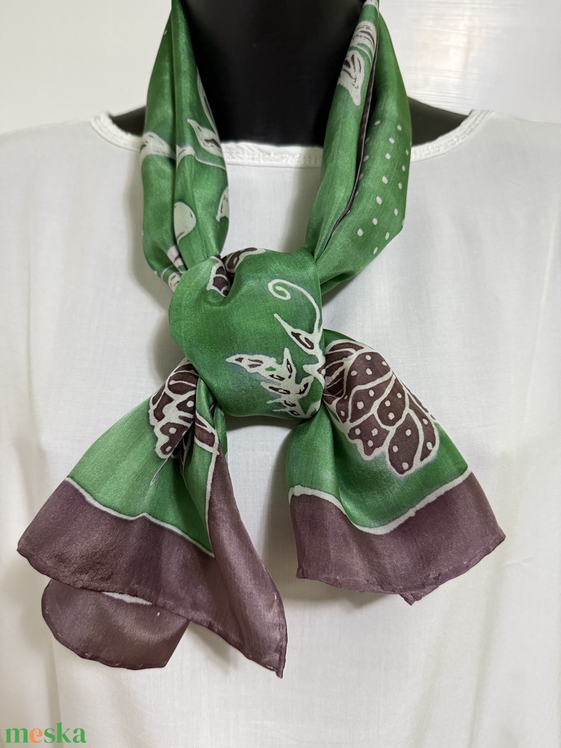 Egyedi, kézzel festett selyemsál  hidegviasz technikával, zöld-barna mintával - ruha & divat - sál, sapka, kendő - sál - Meska.hu Egyedi, kézzel festett selyemsál  hidegviasz technikával, zöld-barna mintával - ruha & divat - sál, sapka, kendő - sál - Meska.hu