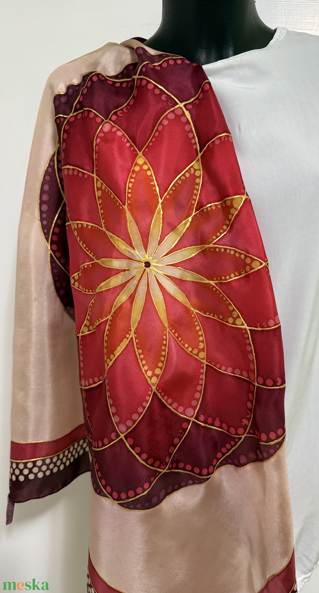 Mandala Harmónia Bordóban � egyedi, kézzel festett selyemkendő - ruha & divat - sál, sapka, kendő - kendő - Meska.hu