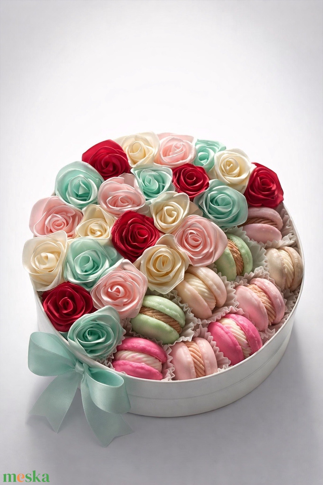 Macaronos rózsabox - otthon & életmód - dekoráció - asztal és polc dekoráció - díszdoboz - Meska.hu