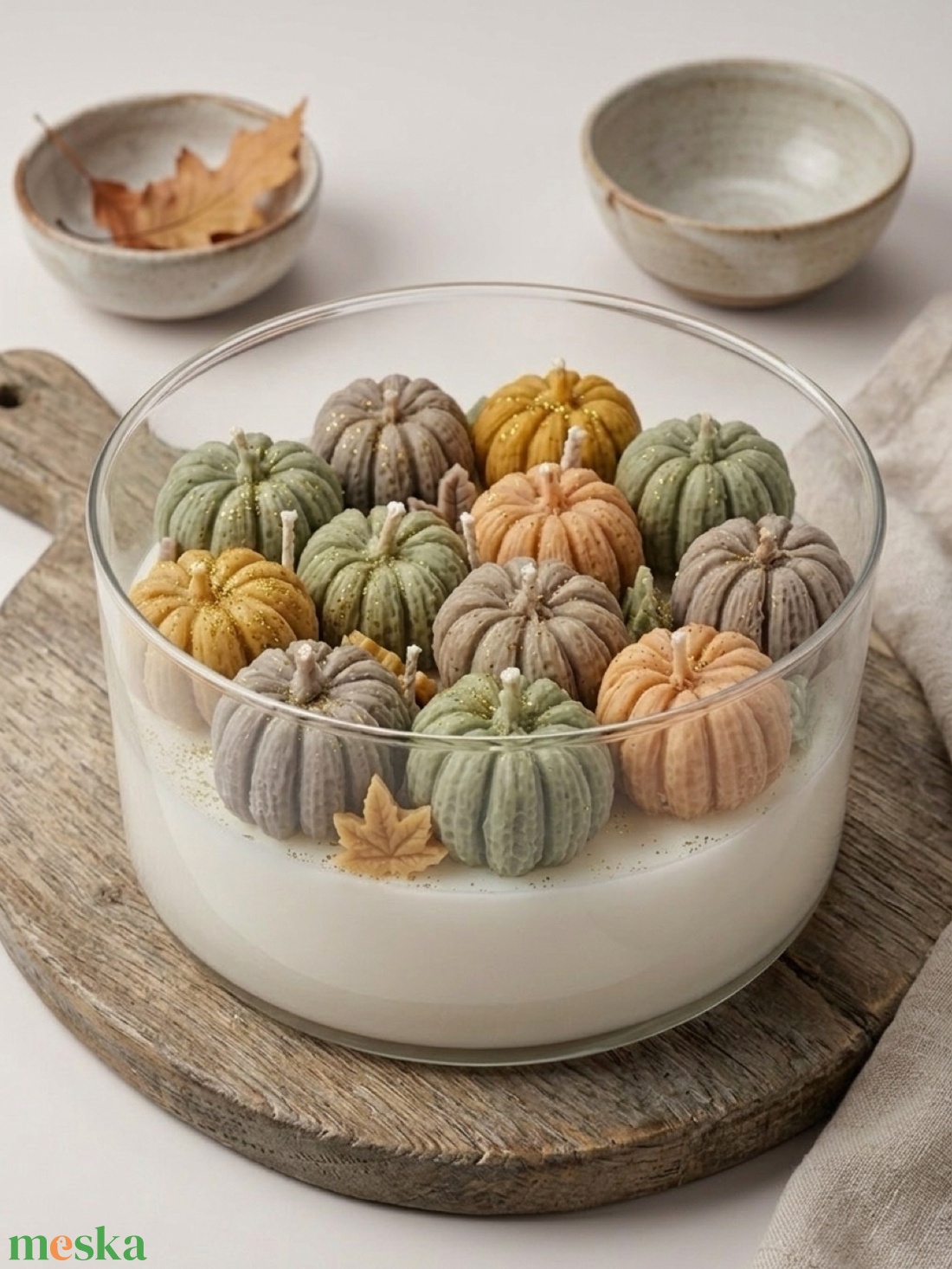 Őszi tök gyertya tálban - Szója viasz díszgyertya - Hygge őszi dekor - Kézzel készült illatgyertya - otthon & életmód - dekoráció - halloween - halloweeni asztaldísz - Meska.hu