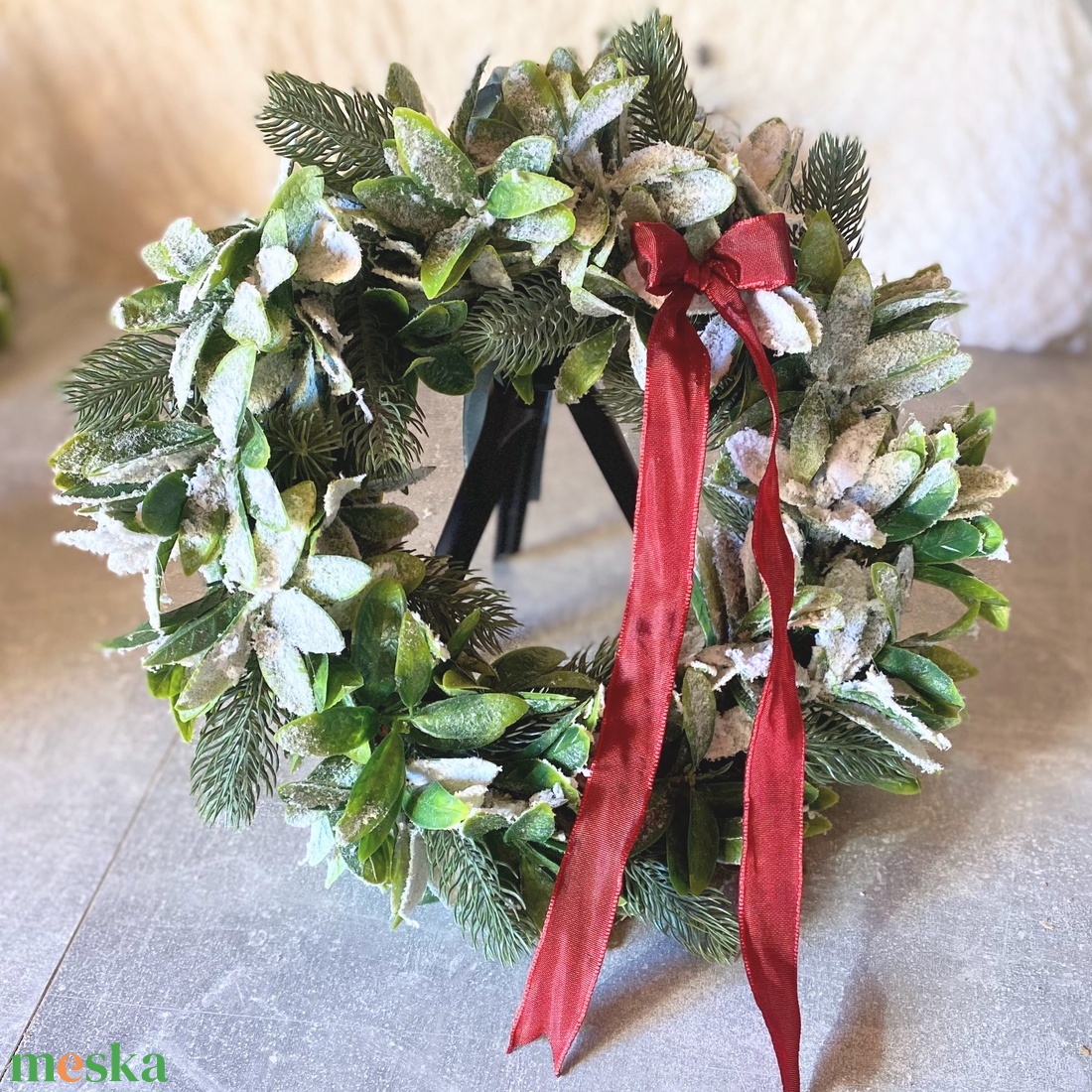 Piros masnis karácsonyi kopogtató ajtódísz koszorú - otthon & életmód - dekoráció - ajtó- és ablak dekoráció - ajtódísz & kopogtató - Meska.hu