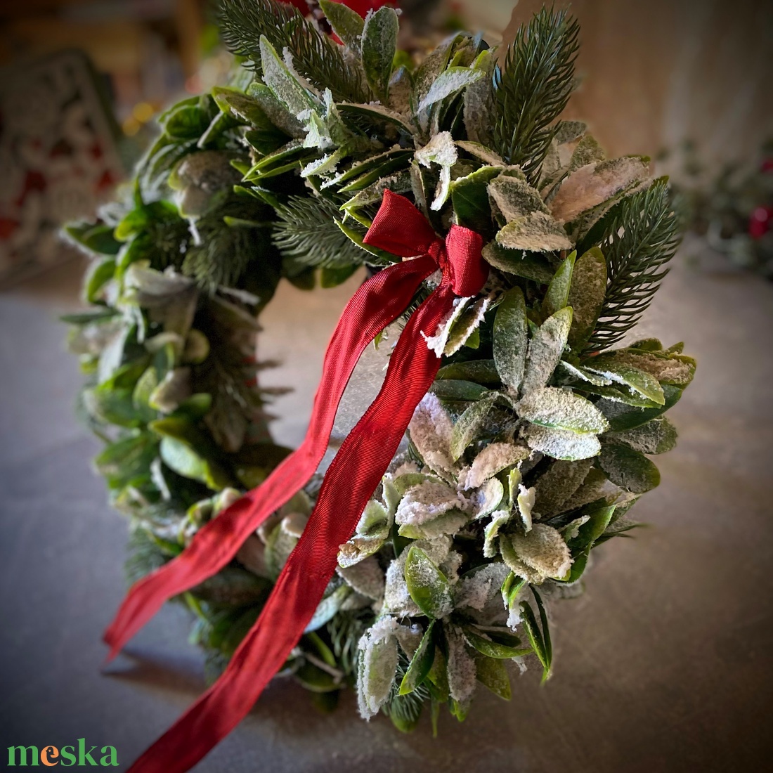 Piros masnis karácsonyi kopogtató ajtódísz koszorú - otthon & életmód - dekoráció - ajtó- és ablak dekoráció - ajtódísz & kopogtató - Meska.hu