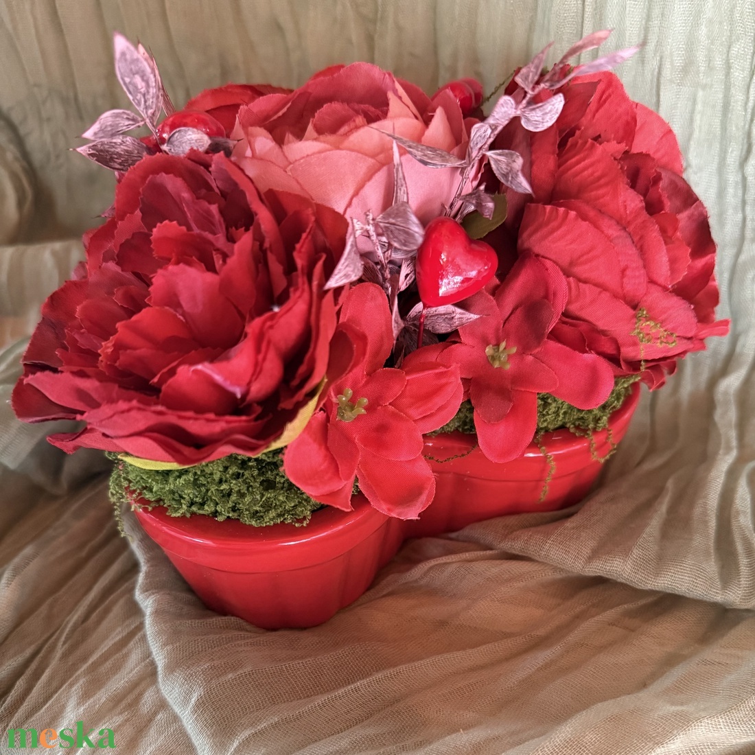 Piros virágbox 1 - otthon & életmód - dekoráció - asztal és polc dekoráció - asztaldísz - Meska.hu