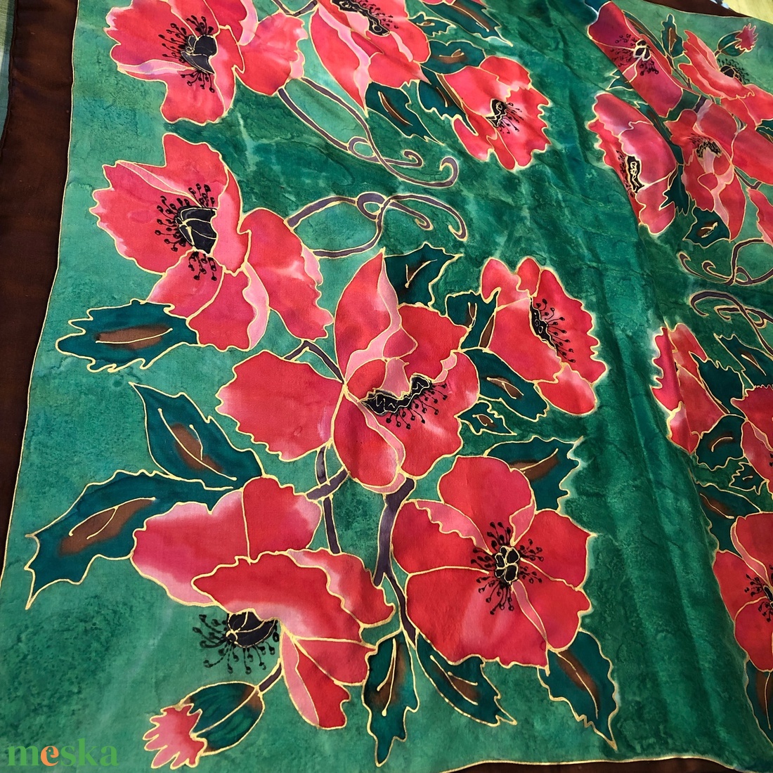 Piros pipacsos nagyméretű őszi kézzel festett selyemkendő sál - ruha & divat - sál, sapka, kendő - kendő - Meska.hu