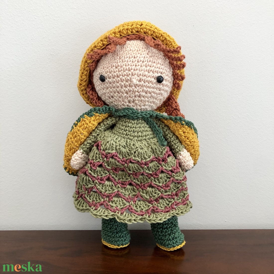 Horgolt Panka baba köpenyben, kalapban - amigurumi - játék & sport - baba & babaház - öltöztethető baba - Meska.hu