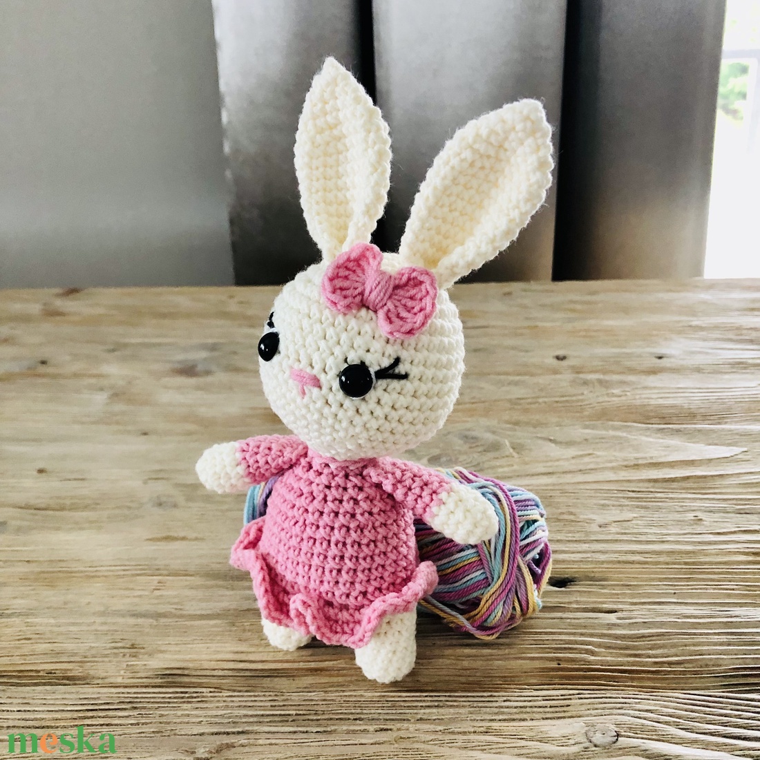 Horgolt fehér-rózsaszín nyuszi lány - amigurumi - játék & sport - plüssállat & játékfigura - nyuszi - Meska.hu