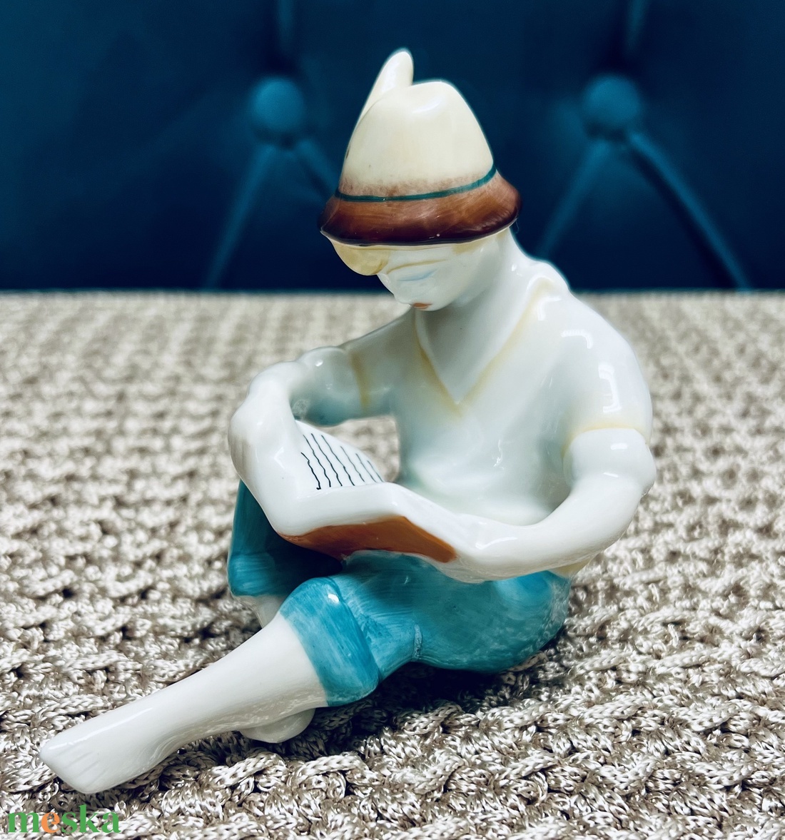 Vintage porcelán olvasó fiú - hollóházi - otthon & életmód - dekoráció - dísztárgy - Meska.hu Vintage porcelán olvasó fiú - hollóházi - otthon & életmód - dekoráció - dísztárgy - Meska.hu