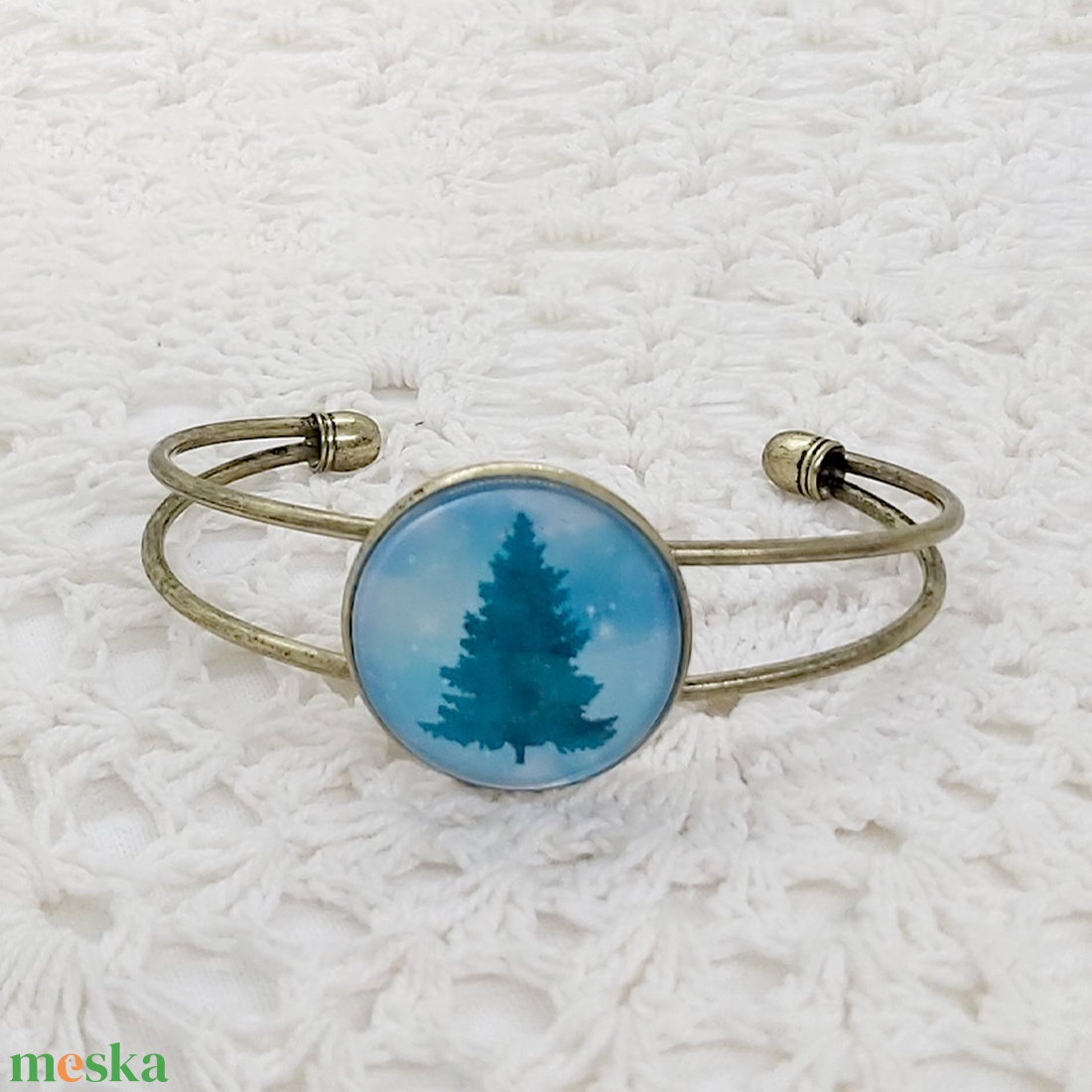 Fenyő üveglencsés karkötő bronz - ékszer - karkötő - karkötő medállal - Meska.hu