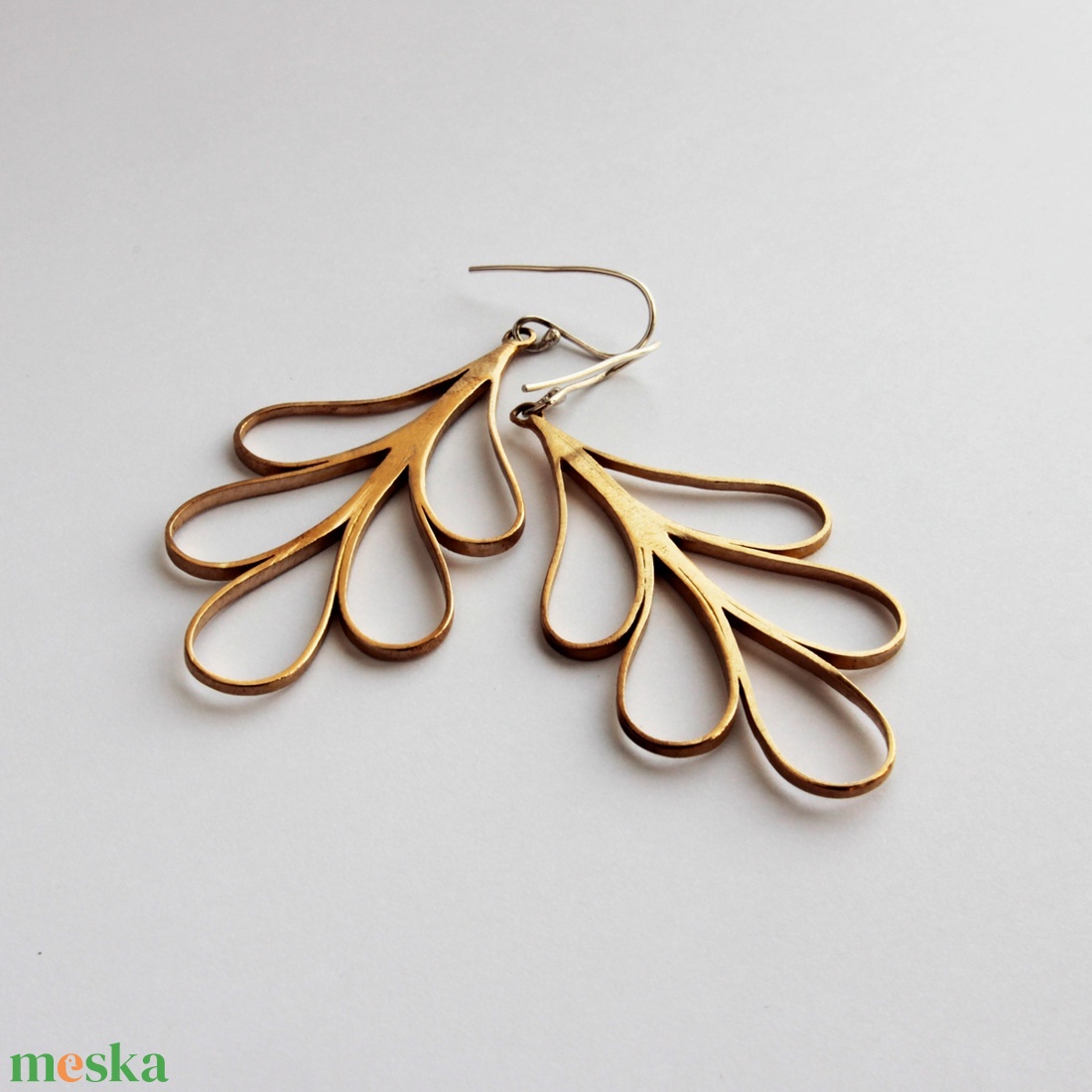 Aranybúza lógós fülbevaló - ékszer - fülbevaló - lógó fülbevaló - Meska.hu