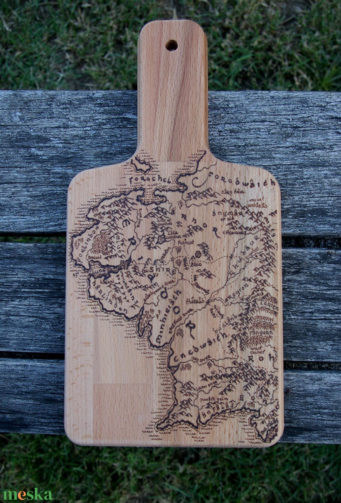 Gyűrűk ura térképes vágódeszka - otthon & életmód - konyhafelszerelés, tálalás - sütés, főzés - vágódeszka - Meska.hu