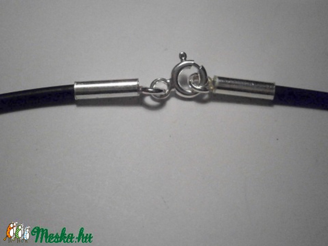 Kaucsuk nyaklánc ezüst véggel(1.5) -  - Meska.hu