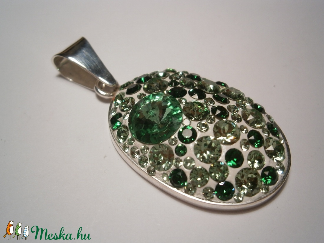 Ezüst medál Swarovski kövekkel - ékszer - Meska.hu Ezüst medál Swarovski kövekkel - ékszer - Meska.hu