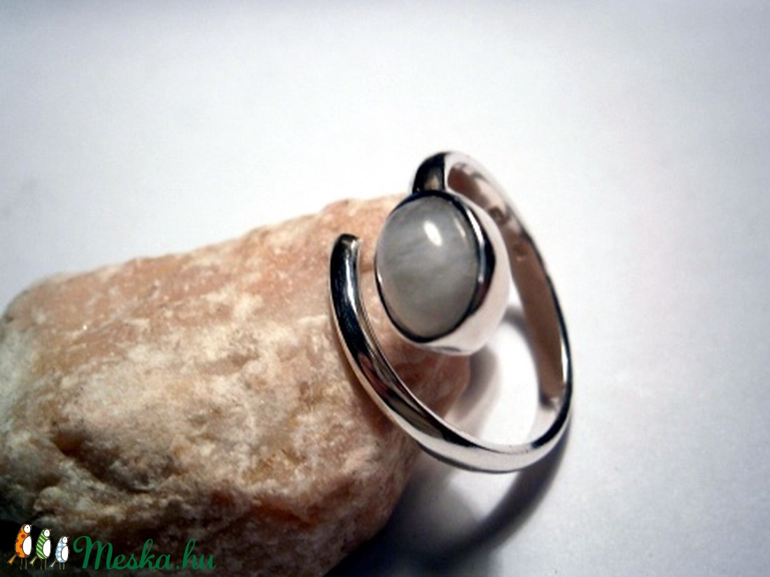 Holdkő  gyűrű -  - Meska.hu