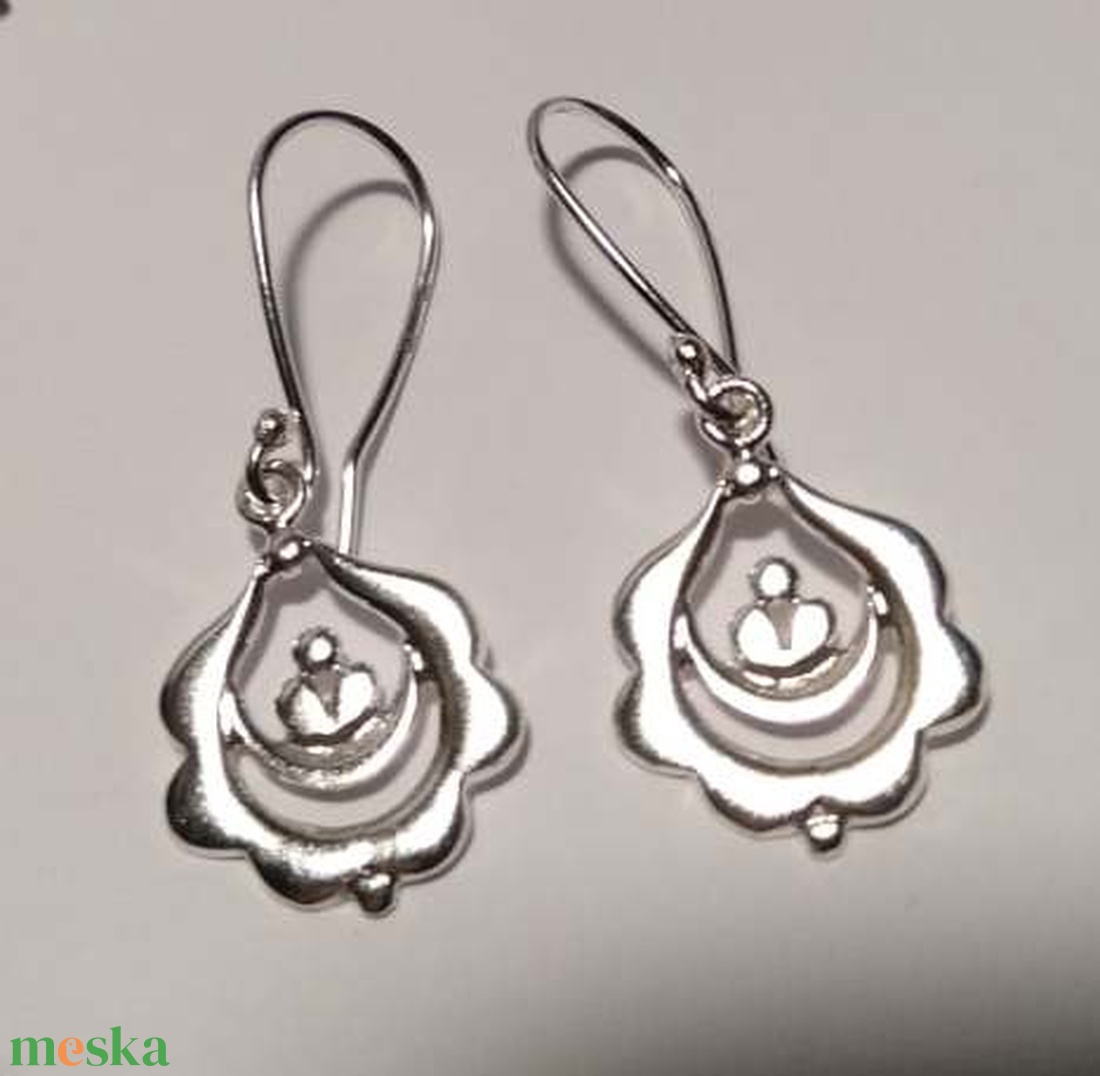 Magyar mintás fülbevaló ezüstből - ékszer - fülbevaló - lógó fülbevaló - Meska.hu