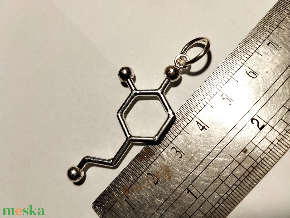 Dopamin medál - ékszer - nyaklánc - medál - Meska.hu