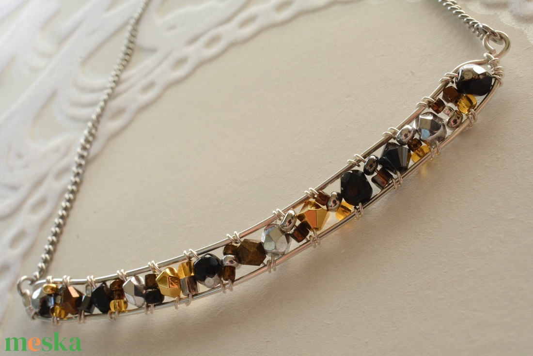 Lánc Minikincsek - Line Ezüst, Bronz, Arany, Fekete - ékszer - nyaklánc - gyöngyös nyaklánc - Meska.hu Lánc Minikincsek - Line Ezüst, Bronz, Arany, Fekete - ékszer - nyaklánc - gyöngyös nyaklánc - Meska.hu