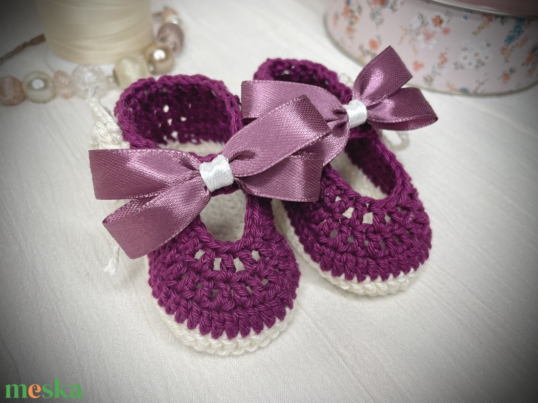 Violet Horgolt Babacipő - ruha & divat - babaruha & gyerekruha - babacipő - Meska.hu Violet Horgolt Babacipő - ruha & divat - babaruha & gyerekruha - babacipő - Meska.hu