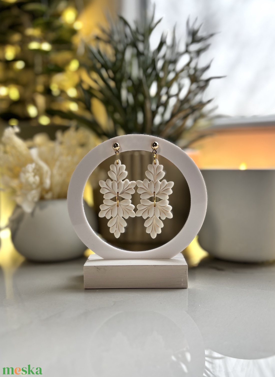 Viktória Hófehér Dupla Virág Fülbevaló - ékszer - fülbevaló - lógó fülbevaló - Meska.hu