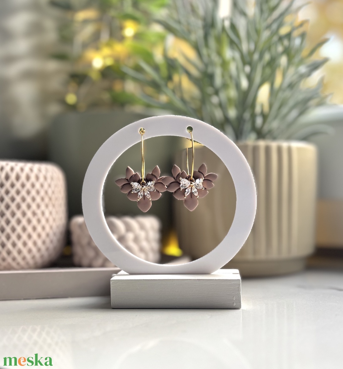 Eva- Világos Barna Karika Fülbevaló Czirkónia Masnival - esküvő - ékszer - fülbevaló - Meska.hu