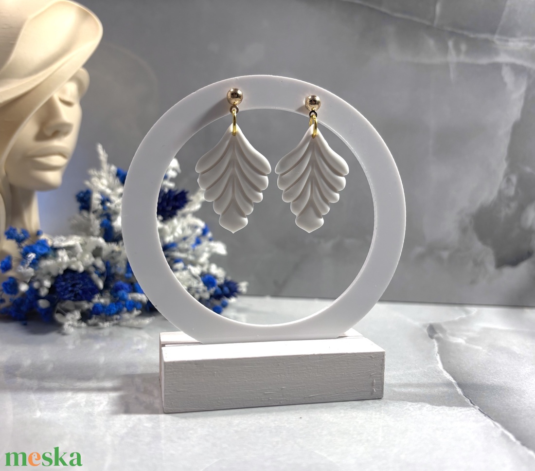 Angela - Hófehér Levél Fülbevaló - ékszer - fülbevaló - lógó fülbevaló - Meska.hu