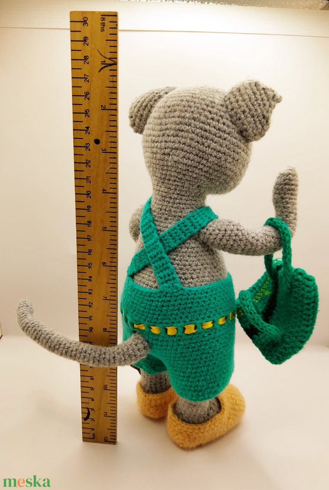 Szürke cica hátizsákkal - játék & sport - baba & babaház - baba - Meska.hu