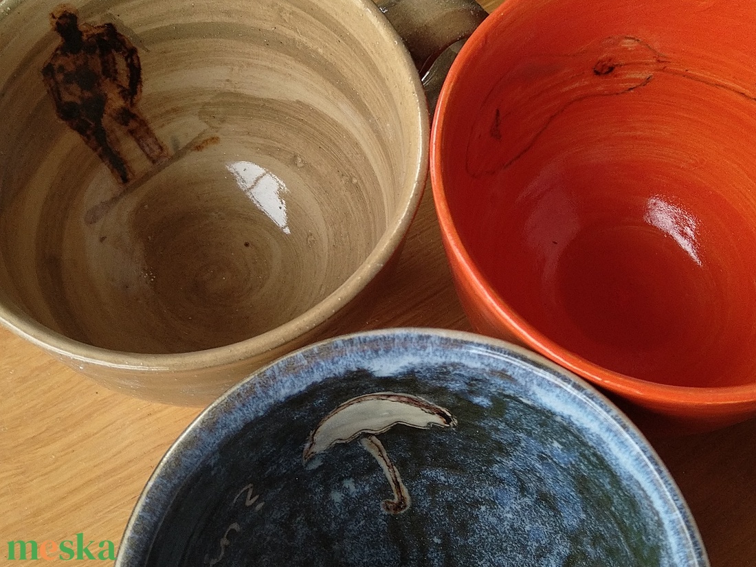 színes jóbarátok teásbögre - művészet - szobor - kerámia - Meska.hu