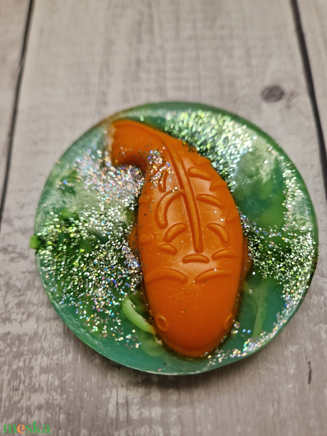 Aranyhalas diszszappan  - szépségápolás - szappan & fürdés - kézműves szappan - Meska.hu