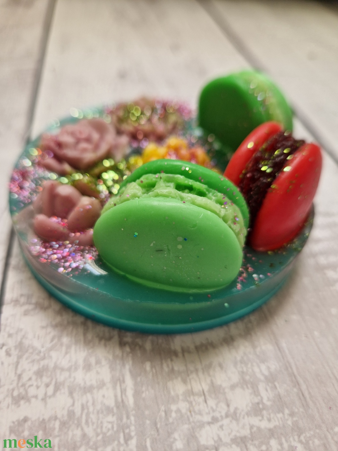 Macaronos diszszappan (zöld) - szépségápolás - szappan & fürdés - kézműves szappan - Meska.hu