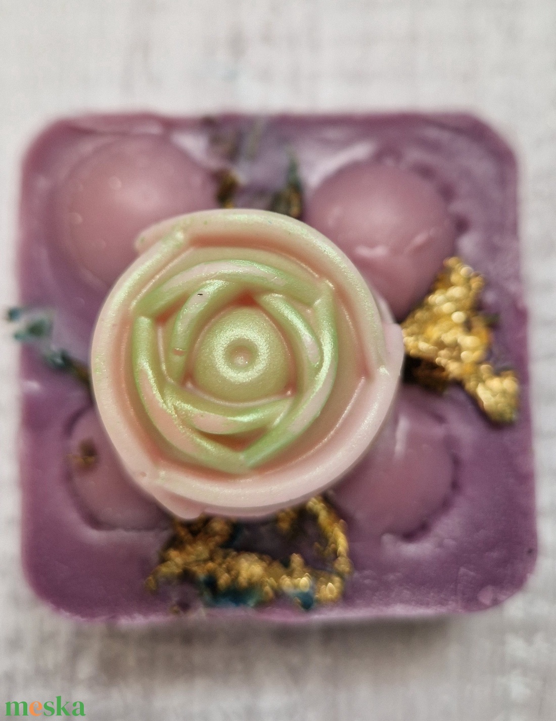 Lila és rózsa diszszappan  - szépségápolás - szappan & fürdés - kézműves szappan - Meska.hu