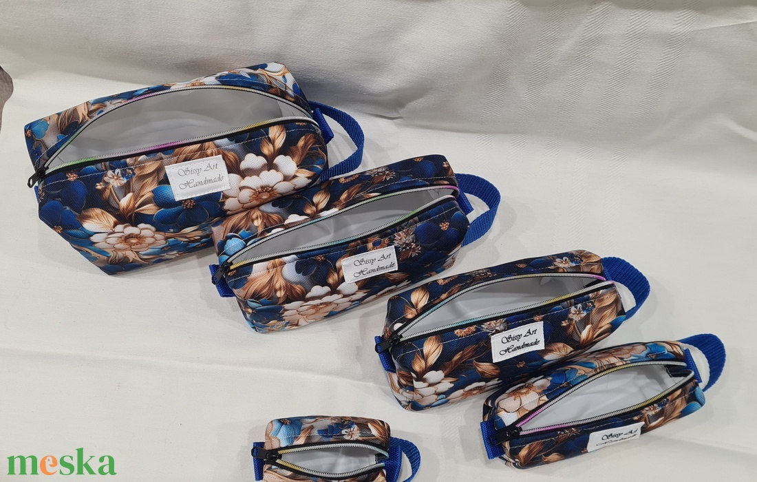 Neszeszer szett királykék rózsa - táska & tok - neszesszer - Meska.hu