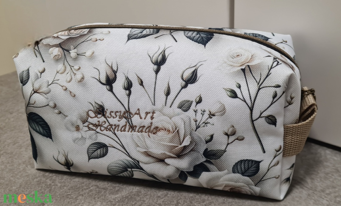 Neszeszer szett rózsás - táska & tok - neszesszer - Meska.hu