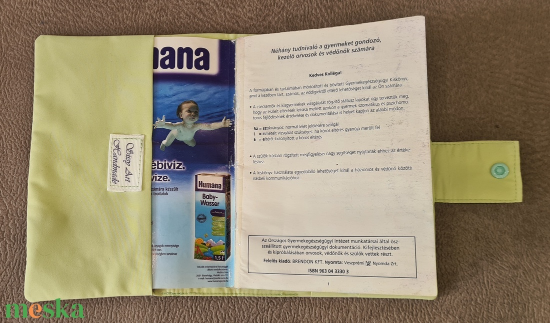 Egészségügyi kiskönyv borító  - baba - mama - babaemlékek - egészségügyi kiskönyv borító - Meska.hu