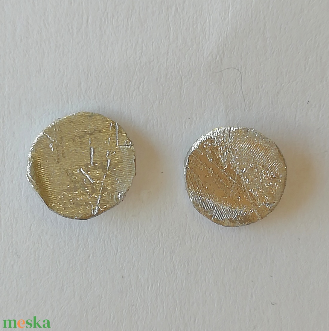 Minimál mini kör fülbevaló alumíniumból - ékszer - fülbevaló - pötty fülbevaló - Meska.hu Minimál mini kör fülbevaló alumíniumból - ékszer - fülbevaló - pötty fülbevaló - Meska.hu