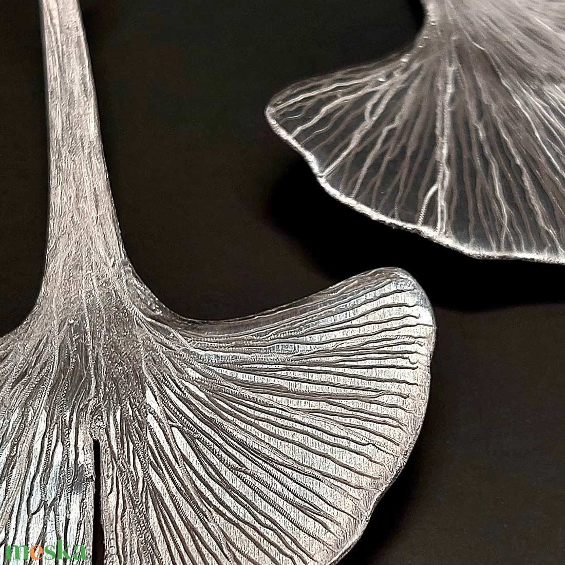 Különleges GINGKO BILOBA fülbevaló alumíniumból - ékszer - fülbevaló - lógó fülbevaló - Meska.hu Különleges GINGKO BILOBA fülbevaló alumíniumból - ékszer - fülbevaló - lógó fülbevaló - Meska.hu
