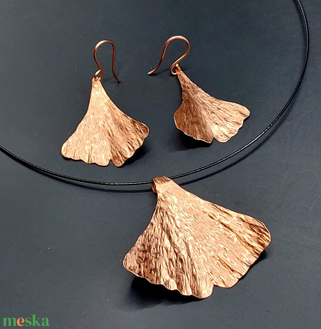 Ginkgo biloba ékszerszett vörösrézből - ékszer - ékszerszett - Meska.hu Ginkgo biloba ékszerszett vörösrézből - ékszer - ékszerszett - Meska.hu
