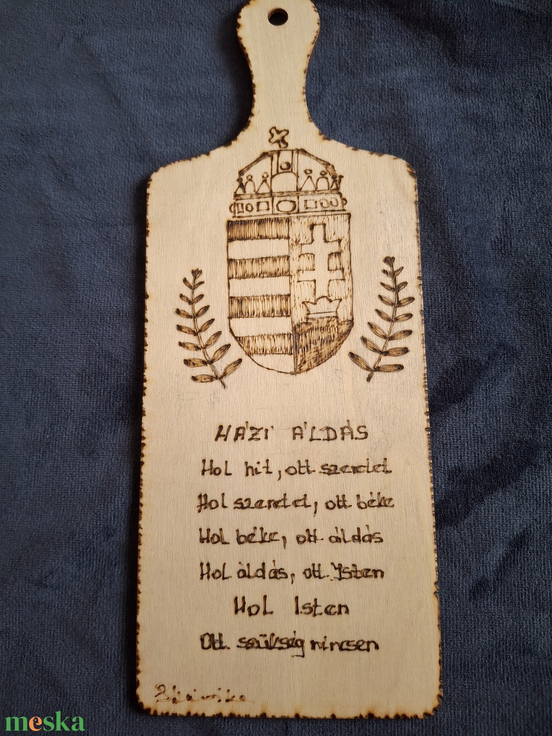 Kézműves díszvágódeszka - Magyar címerrel és Házi Áldással - otthon & életmód - dekoráció - dísztárgy - Meska.hu