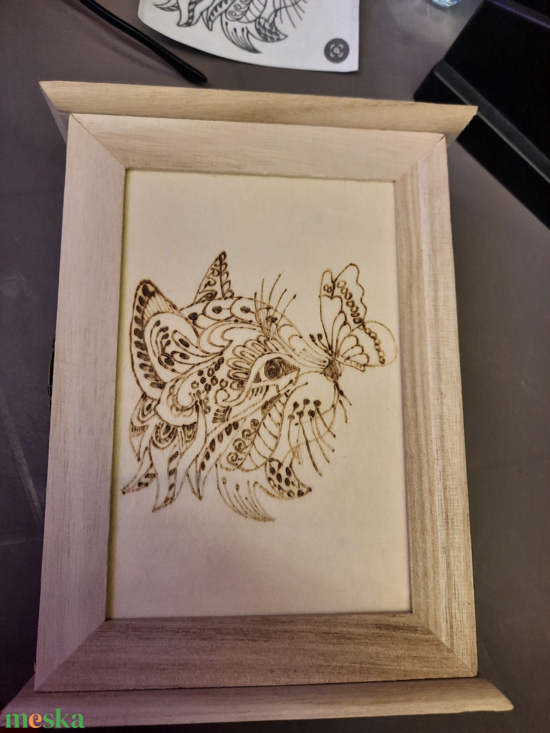 � Tacskó-lak � Kézzel égetett, egyedi fa kulcsszekrény - otthon & életmód - dekoráció - fali és függő dekoráció - fali kulcstartó - Meska.hu