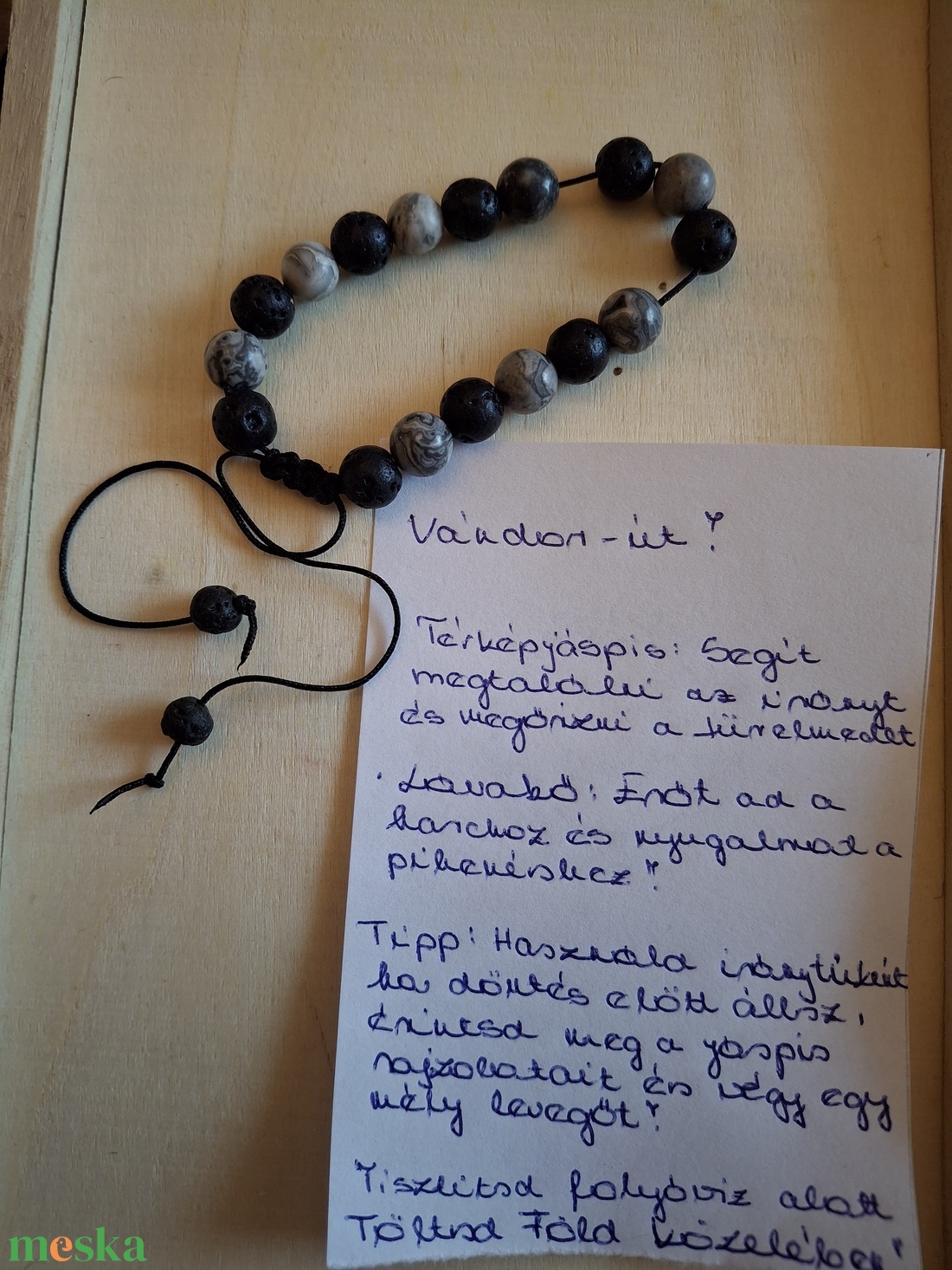 Vándor-út � Lávakő és Térképjáspis karkötő (Zsinóros) � - ékszer - karkötő - ásványkarkötő - Meska.hu